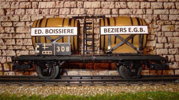 Voici mes premiers wagons bi-foudres; avançons donc dans cette nouvelle aventure