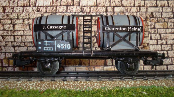 Voici mes premiers wagons bi-foudres; avançons donc dans cette nouvelle aventure