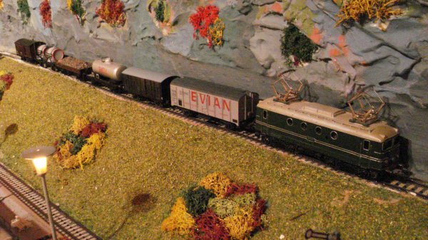 Des trains de marchandises SNCF authentiques, comme on ne peut que profondément les vénérer !