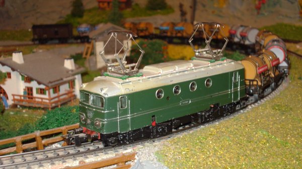 Des trains de marchandises SNCF authentiques, comme on ne peut que profondément les vénérer !