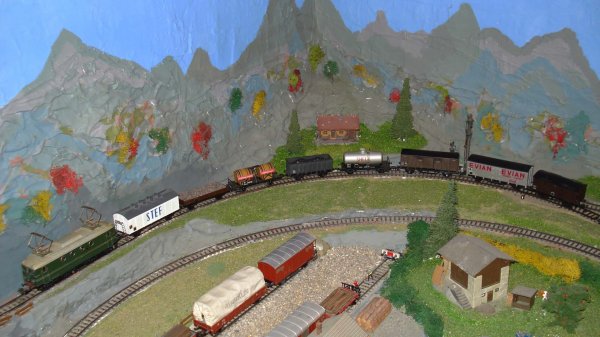 Des trains de marchandises SNCF authentiques, comme on ne peut que profondément les vénérer !