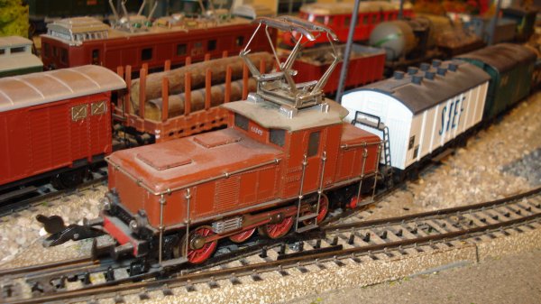 Voici un "tout métal" et une "plastico-métallique"