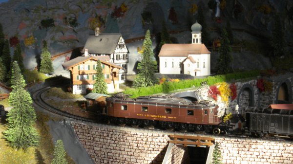 Lorsque les locomotives BLS s'invitent sur le Saint-Gothard !