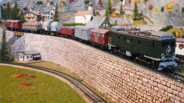 Par la grce du modlisme, voici ce que je considre comme les plus beaux trains  voie normale que notre Helvtie aura connu (premire partie) !