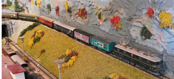 Par la grce du modlisme, voici ce que je considre comme les plus beaux trains  voie normale que notre Helvtie aura connu (deuxime partie) 