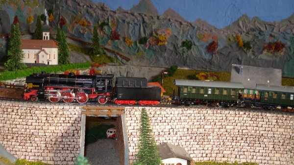 La traction  vapeur de la DB ouvre les feux !