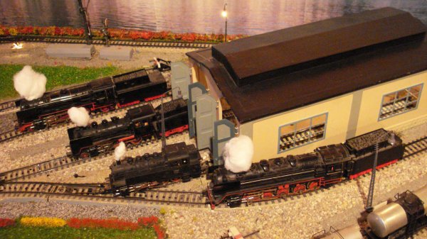 La traction  vapeur de la DB ouvre les feux !