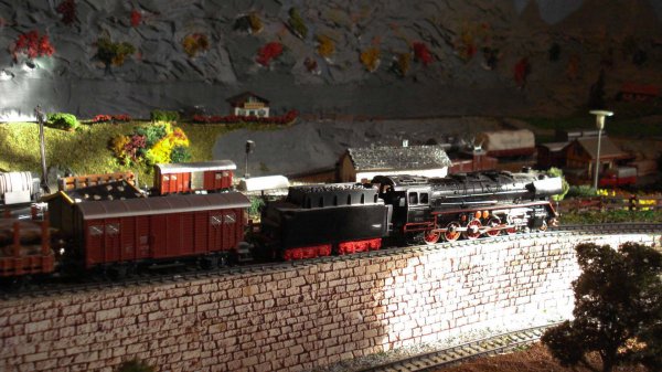 La traction  vapeur de la DB ouvre les feux !