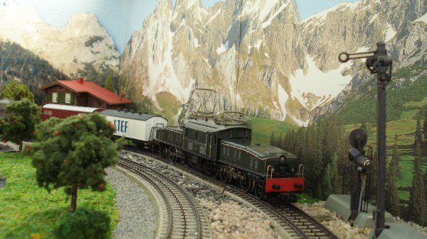 Voici les premires images du "Chemin de Fer-Muse du Cabanon"