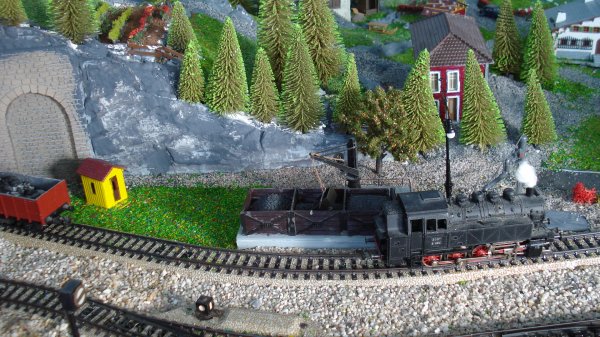 Voici les premires images du "Chemin de Fer-Muse du Cabanon"