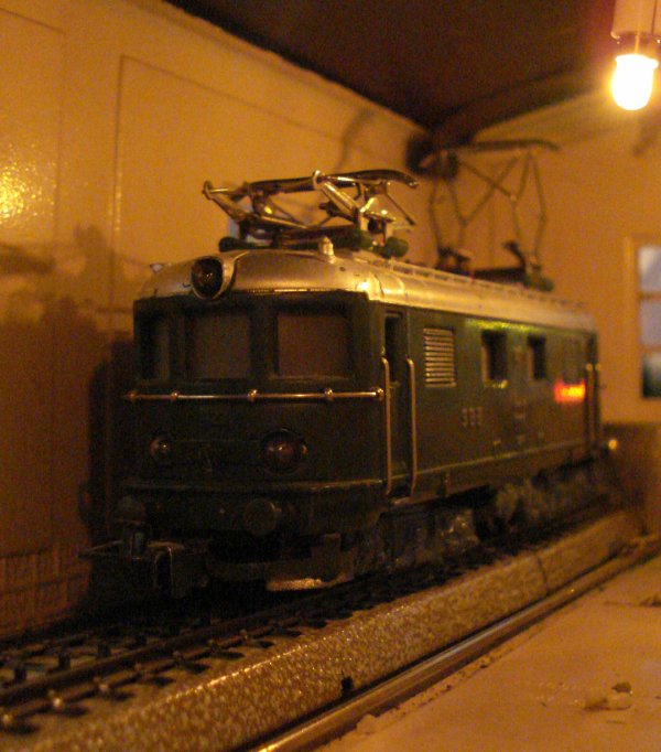 Ambiances au dpt des locomotives (2me partie)