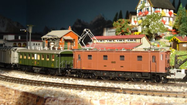 Objectif russi: la reconstitution complte de la composition "Association 10264"