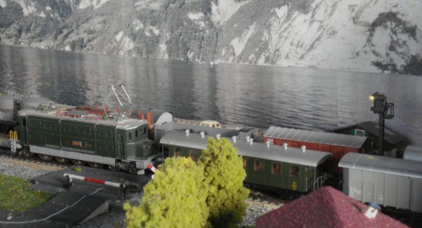 Objectif russi: la reconstitution complte de la composition "Association 10264"