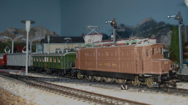 les multiples variantes tractionnaires en tte de la rame "Association 10264" (1re partie)