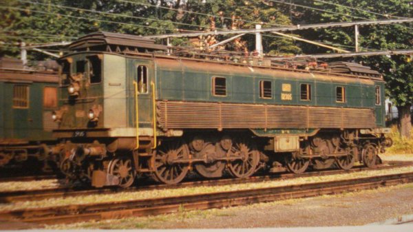 Merveilleux trains vieillis par la vie quotidienne