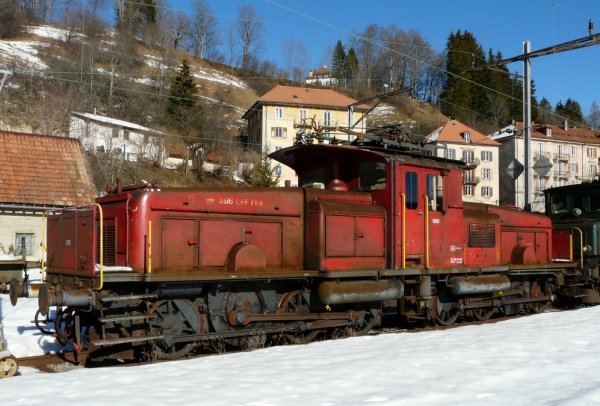 Anciens vhicules-moteurs dans leur vie de tous les jours (premire partie) 