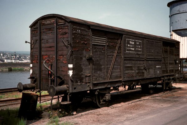 Anciens wagons dans leur vie de tous les jours (premire partie)
