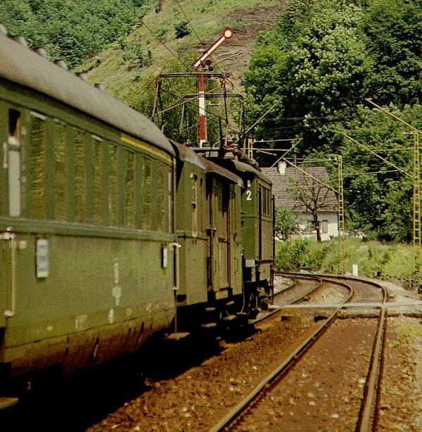 Emplacement des signaux avancés, d'entrée, de sortie et de manoeuvre