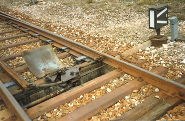 Encore quelques bouleversantes ambiances ferroviaires helvético-germaniques au niveau des signaux mécaniques !
