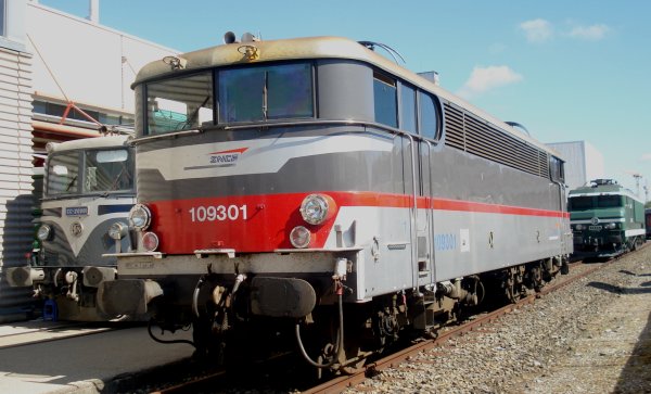 Ambiances ferroviaires franco-suisses à Meyrin (Zymesa)