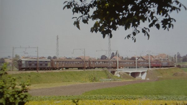 Les fameux "Trains Rapides Légers Suisses" (première partie)