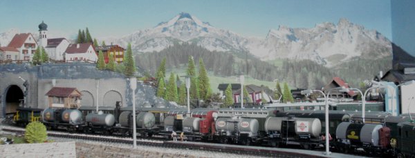 Trains-blocs et de marchandises à l’échelle HO