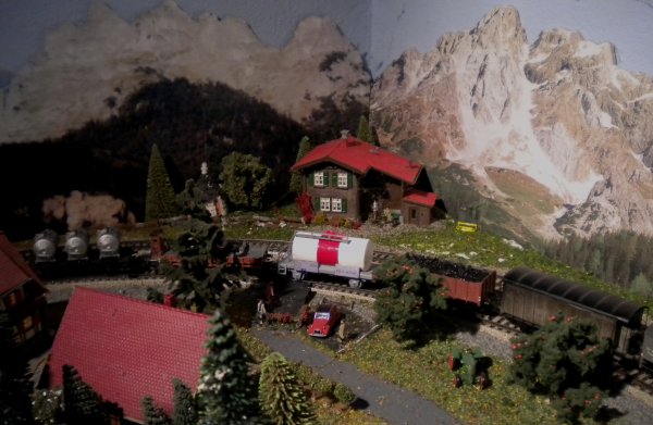 Une nouveaut semi-artisanale  l’chelle HO – Le wagon-citerne  vin SCHENK