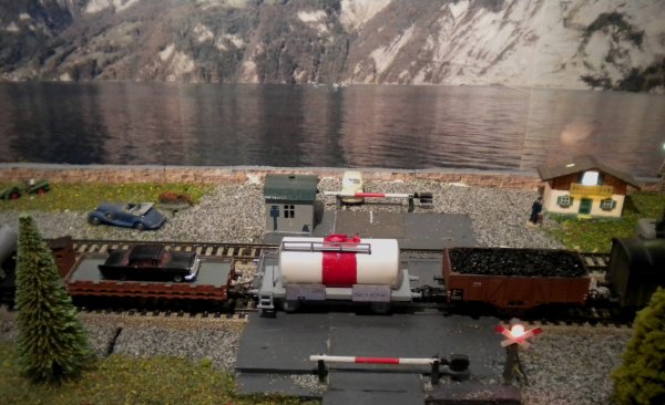 Une nouveaut semi-artisanale  l’chelle HO – Le wagon-citerne  vin SCHENK