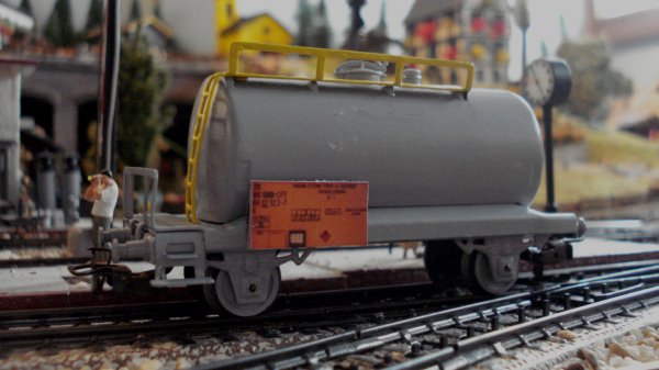 Les wagons-citernes "Dfense hydrocarbures"