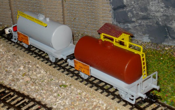 Les wagons-citernes "Dfense hydrocarbures"