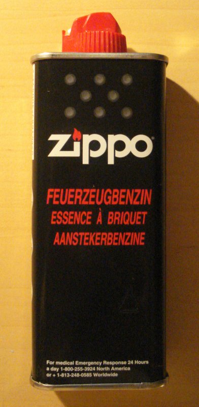 Une sympathique locomotive sauve d'une inaction dfinitive, grce  un liquide miracle pour le nettoyage