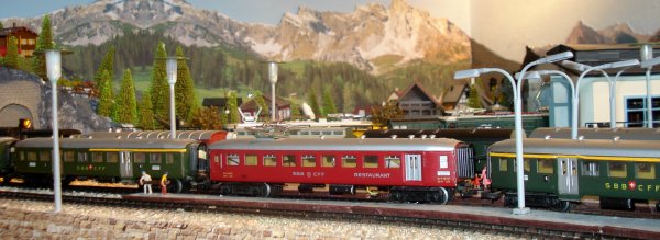 Encore quelques ambiances de trains intervilles avec locomotives Re 4/4 I (deuxime partie)