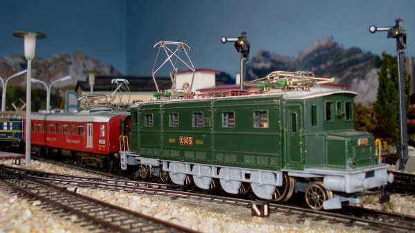 Mmes ambiances, mais au moyen du chemin de fer modle (quatrime partie)