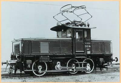 Deux petites locomotives lectriques MAERKLIN  ne pas sous-estimer