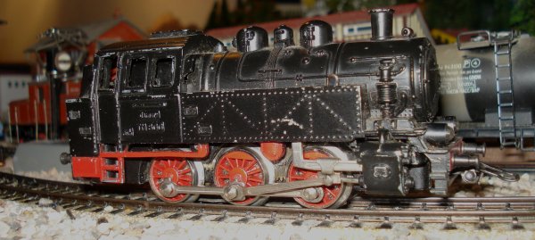 BR 80, BR 81 et RSM 800 en HO de MAERKLIN – Essais intensifs de traction