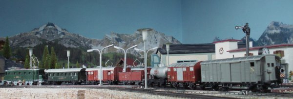 Signalisation ferroviaire suisse authentique – Appplication du "Feu de fin de convoi" de MAERKLIN (No de catalogue 484/33, puis 7079)