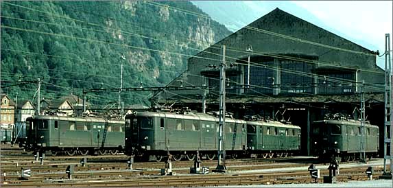 Locomotives Ae 4/6 dans leur vie quotidienne (deuxime partie)