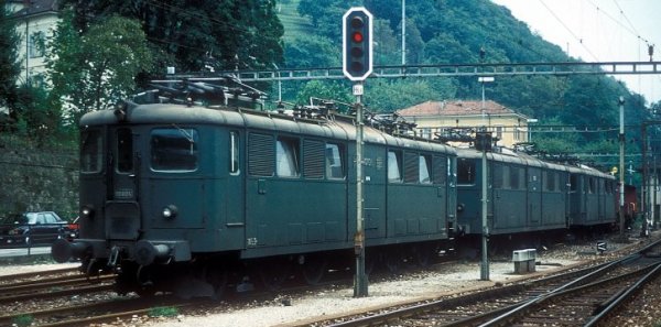 Locomotives Ae 4/6 dans leur vie quotidienne (troisime partie)