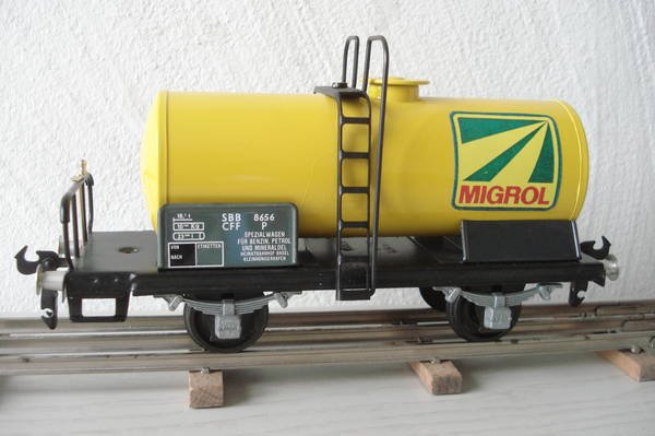 Renaissance du Tin-Plate de style suisse  l'chelle 0 - Encore quelques merveilleux wagons - Cinquime partie