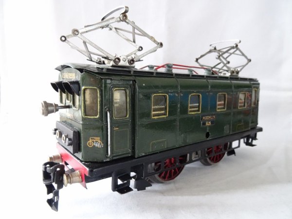 Particularits des locomotives "Tin-Plate"