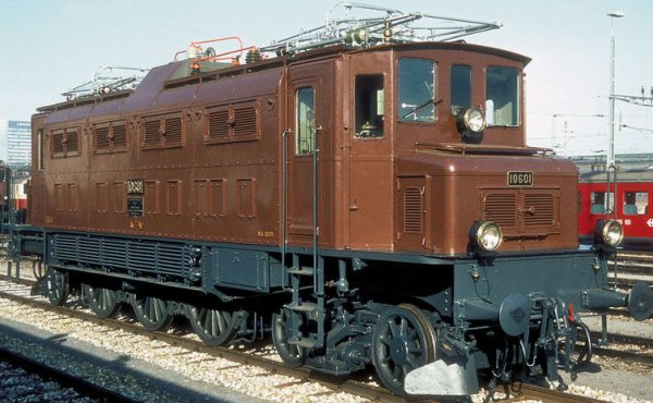 La "Saga" de la locomotive Ae 3/6 I 10700 des CFF