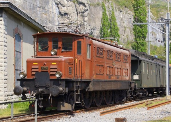 La "Saga" de la locomotive Ae 3/6 I 10700 des CFF