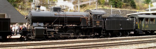 Ambiances "vapeur" et d'authentique voyage en train en gare de Goeschenen (deuxime partie)