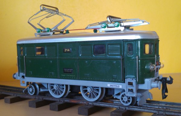 Comparaison entre les différentes locomotives « Tin-Plate » 0 de construction suisse :