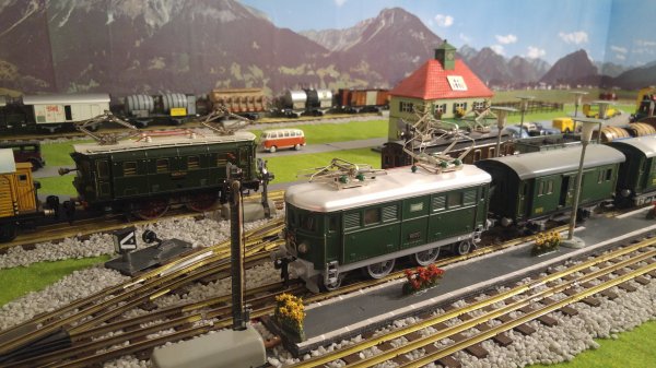 Mon réseau "Tin-Plate 0" avance à pas de géant (première partie)