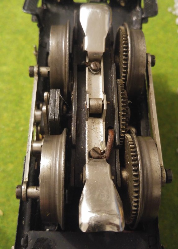 Renforcement de l’adhérence de mes locomotives « Tin-Plate »