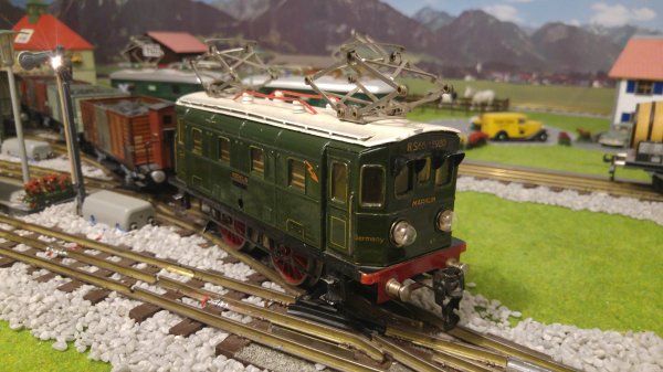 Magnifiques DVD vidéo et de photographies de mon réseau « Tin-Plate 0 »