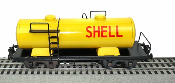 Un wagon-citerne HAG totalement “heimatlos” (apatride)