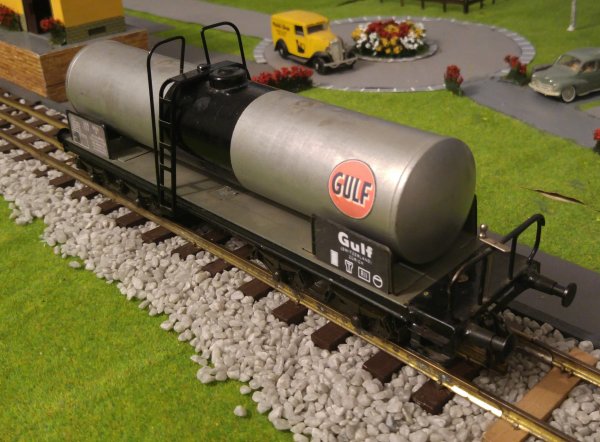 Un wagon-citerne BUCO retrouve son propriétaire d’alors